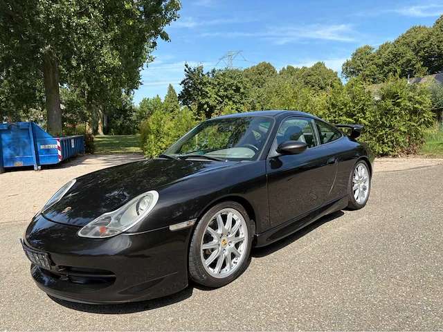 Porsche 911 3.8 coupé carrera 1998 gt3 specificaties - afbeelding 1 van  102