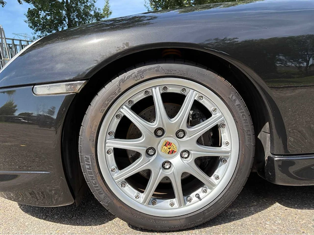 Porsche 911 3.8 coupé carrera 1998 gt3 specificaties - afbeelding 21 van  102