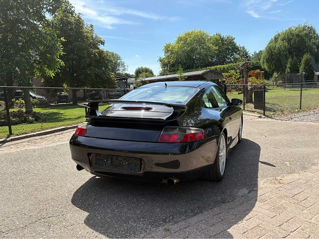 Porsche 911 3.8 coupé carrera 1998 gt3 specificaties - afbeelding 92 van  102