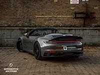 Porsche 911 992 carrera 4 gts 480pk -carbon- 2023 sport-chrono cabriolet -fabrieksgarantie- - afbeelding 37 van  98