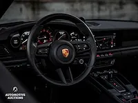 Porsche 911 992 carrera 4 gts 480pk -carbon- 2023 sport-chrono cabriolet -fabrieksgarantie- - afbeelding 53 van  98
