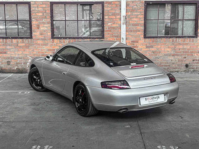 Porsche 911 996 carrera 3.4 300pk 1999 -youngtimer- - afbeelding 8 van  35