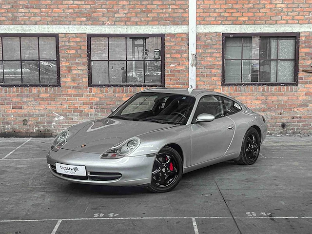 Porsche 911 996 carrera 3.4 300pk 1999 -youngtimer- - afbeelding 30 van  35