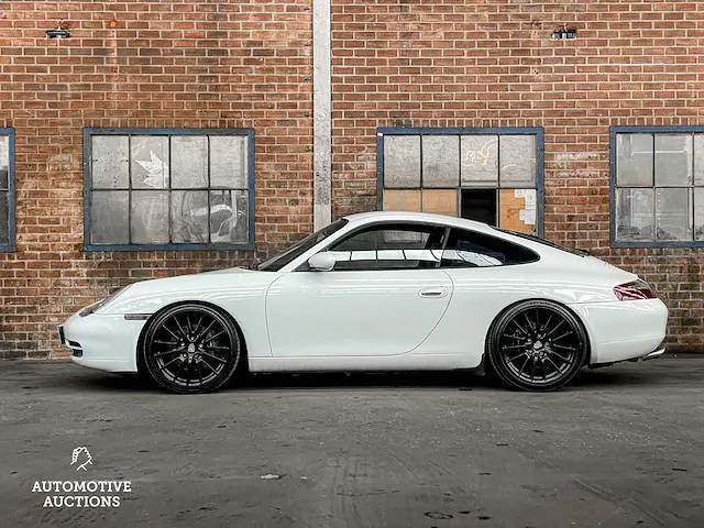 Porsche 911 996 carrera 3.4 300pk 2000 -youngtimer- - afbeelding 18 van  48