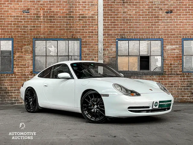 Porsche 911 996 carrera 3.4 300pk 2000 -youngtimer- - afbeelding 45 van  48