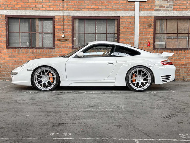 Porsche 911 996 carrera 3.6 320pk 2002 youngtimer - afbeelding 8 van  37