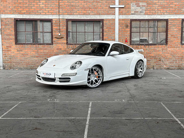 Porsche 911 996 carrera 3.6 320pk 2002 youngtimer - afbeelding 12 van  37