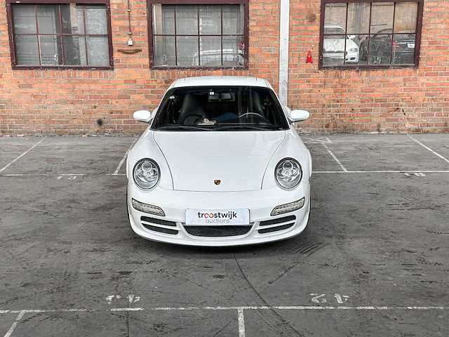 Porsche 911 996 carrera 3.6 320pk 2002 youngtimer - afbeelding 33 van  37