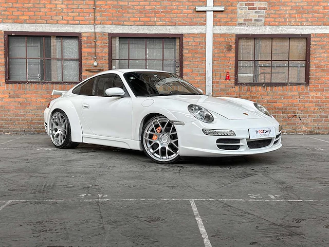 Porsche 911 996 carrera 3.6 320pk 2002 youngtimer - afbeelding 34 van  37
