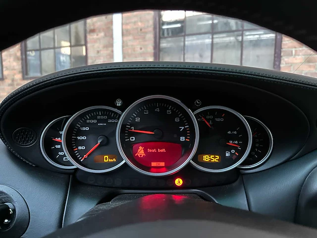 Porsche 911 996 carrera '40 jahre jubiläum' 3.6 345pk 2003 -youngtimer- - afbeelding 16 van  37