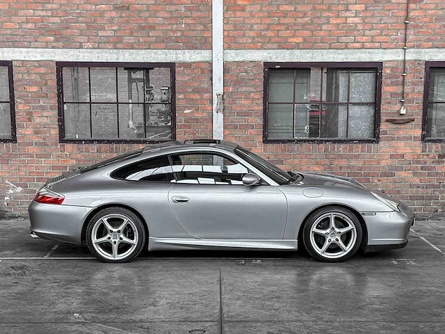 Porsche 911 996 carrera '40 jahre jubiläum' 3.6 345pk 2003 -youngtimer- - afbeelding 36 van  37