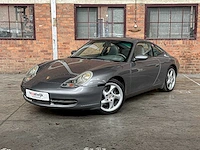 Porsche 911 996 carrera coupe 3.4 handgeschakeld 300pk 2000 -youngtimer- - afbeelding 12 van  36