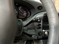 Porsche 911 996 carrera coupe 3.4 handgeschakeld 300pk 2000 -youngtimer- - afbeelding 17 van  36