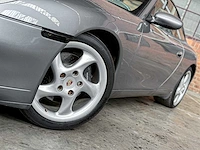 Porsche 911 996 carrera coupe 3.4 handgeschakeld 300pk 2000 -youngtimer- - afbeelding 31 van  36
