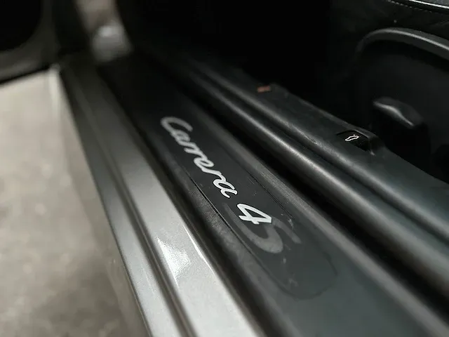 Porsche 911 996.2 coupé carrera 4s 3.6 -hangeschakeld- 320pk 2002, 49-ntb-9 - afbeelding 28 van  50