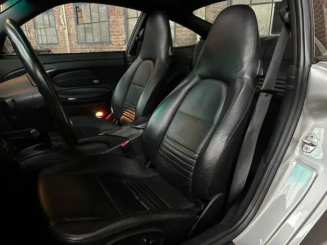 Porsche 911 996.2 coupé carrera 4s 3.6 -hangeschakeld- 320pk 2002, 49-ntb-9 - afbeelding 30 van  50