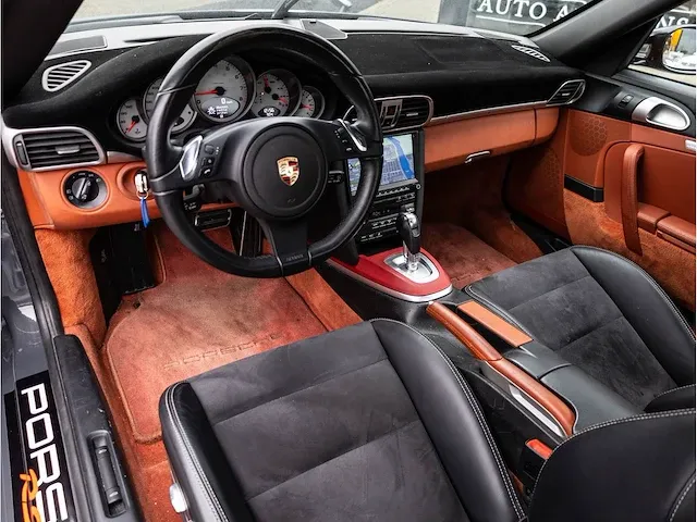 Porsche 911 997 3.6 direct fuel 380pk automaat 2012 rsr omgebouwd schuifdak 360°camera bose dab - afbeelding 5 van  45