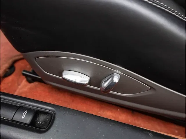 Porsche 911 997 3.6 direct fuel 380pk automaat 2012 rsr omgebouwd schuifdak 360°camera bose dab - afbeelding 19 van  45