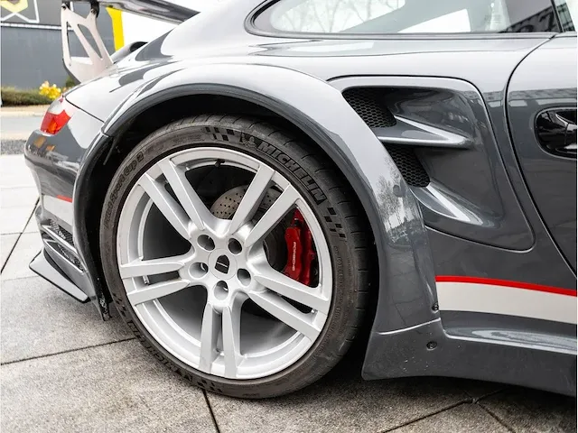 Porsche 911 997 3.6 direct fuel 380pk automaat 2012 rsr omgebouwd schuifdak 360°camera bose dab - afbeelding 26 van  45