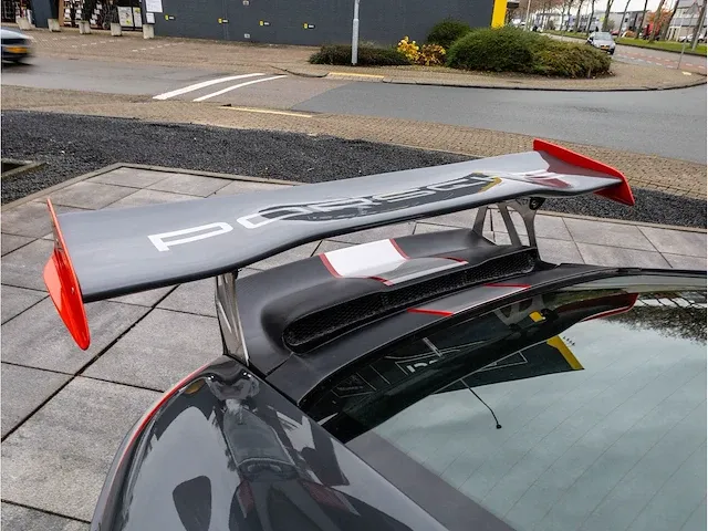 Porsche 911 997 3.6 direct fuel 380pk automaat 2012 rsr omgebouwd schuifdak 360°camera bose dab - afbeelding 33 van  45