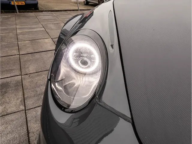 Porsche 911 997 3.6 direct fuel 380pk automaat 2012 rsr omgebouwd schuifdak 360°camera bose dab - afbeelding 37 van  45