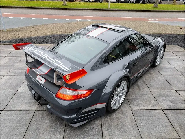 Porsche 911 997 3.6 direct fuel 380pk automaat 2012 rsr omgebouwd schuifdak 360°camera bose dab - afbeelding 42 van  45