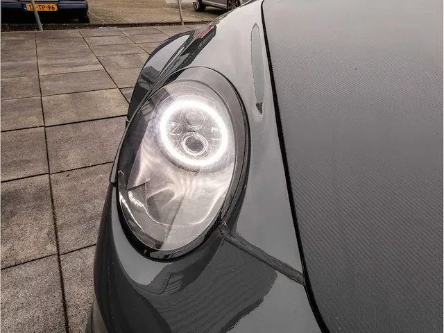 Porsche 911 997 3.6 direct fuel 380pk automaat 2012 rsr omgebouwd schuifdak 360°camera bose dab - afbeelding 37 van  45