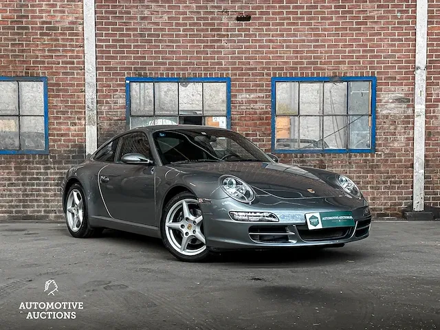 Porsche 911 997 carrera 3.6 325pk 2005 -youngtimer- - afbeelding 42 van  44