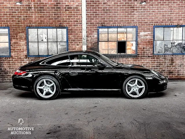 Porsche 911 997 carrera 3.6 325pk 2006 -youngtimer- - afbeelding 3 van  48