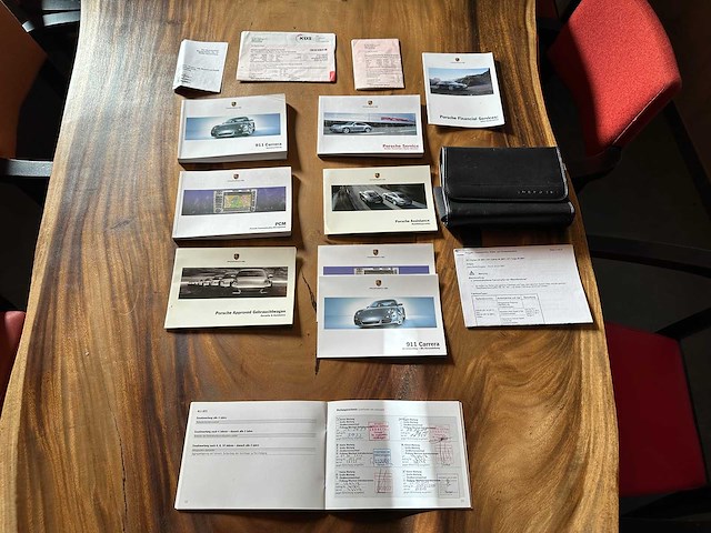 Porsche 911 997 carrera 4s targa 355pk 3.8 handgeschakeld duits kenteken - afbeelding 18 van  38