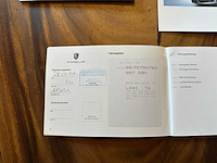 Porsche 911 997 carrera 4s targa 355pk 3.8 handgeschakeld duits kenteken - afbeelding 24 van  38