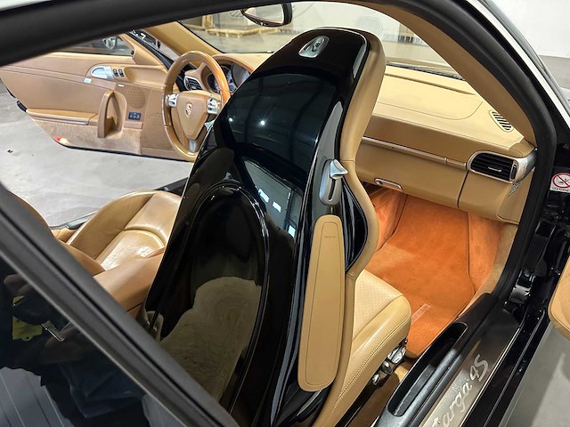 Porsche 911 997 carrera 4s targa 355pk 3.8 handgeschakeld duits kenteken - afbeelding 25 van  38