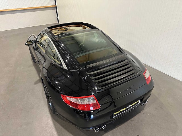Porsche 911 997 carrera 4s targa 355pk 3.8 handgeschakeld duits kenteken - afbeelding 38 van  38