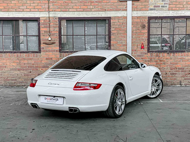 Porsche 911 997 coupé 3.6 325pk 2005 youngtimer - afbeelding 3 van  38