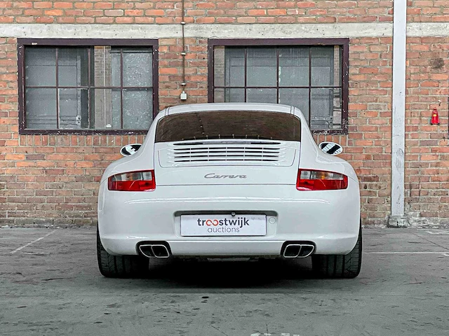 Porsche 911 997 coupé 3.6 325pk 2005 youngtimer - afbeelding 4 van  38