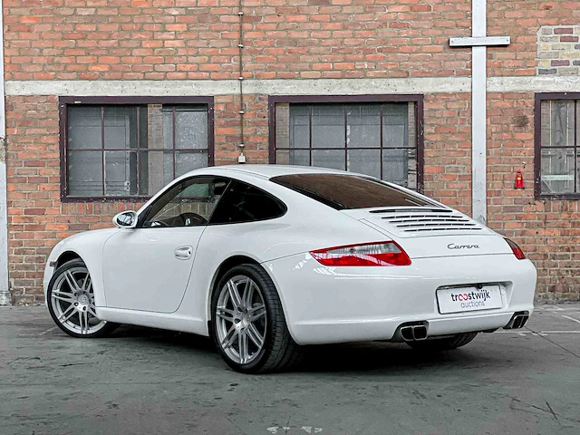 Porsche 911 997 coupé 3.6 325pk 2005 youngtimer - afbeelding 6 van  38