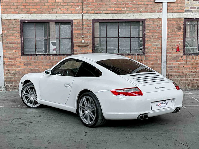 Porsche 911 997 coupé 3.6 325pk 2005 youngtimer - afbeelding 7 van  38