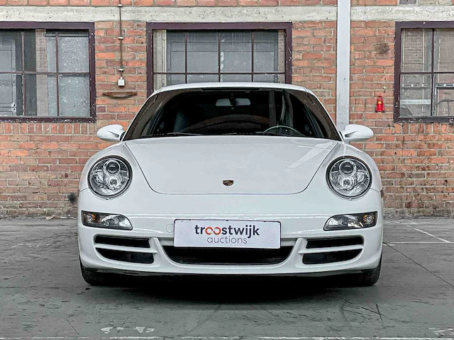 Porsche 911 997 coupé 3.6 325pk 2005 youngtimer - afbeelding 23 van  38
