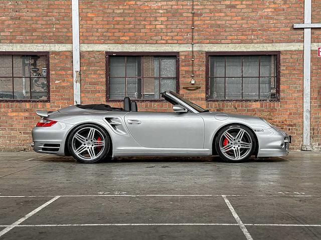 Porsche 911 997 turbo cabriolet 3.6 tt handgeschakeld 480pk 2009 - afbeelding 2 van  44