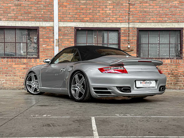 Porsche 911 997 turbo cabriolet 3.6 tt handgeschakeld 480pk 2009 - afbeelding 10 van  44