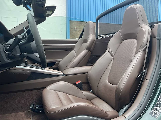 Porsche 911 cabrio 3.0 carrera s 2020 | 00-35-25 - afbeelding 10 van  26