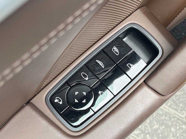 Porsche 911 cabrio 3.0 carrera s | forest green | 2020 | 00-35-25 - afbeelding 13 van  26