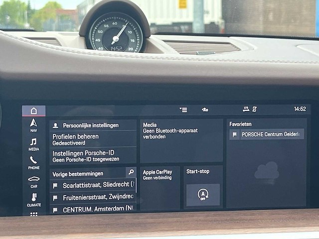 Porsche 911 cabrio 3.0 carrera s | forest green | 2020 | 00-35-25 - afbeelding 17 van  26