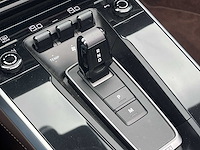 Porsche 911 cabrio 3.0 carrera s | forest green | 2020 | 00-35-25 - afbeelding 22 van  26