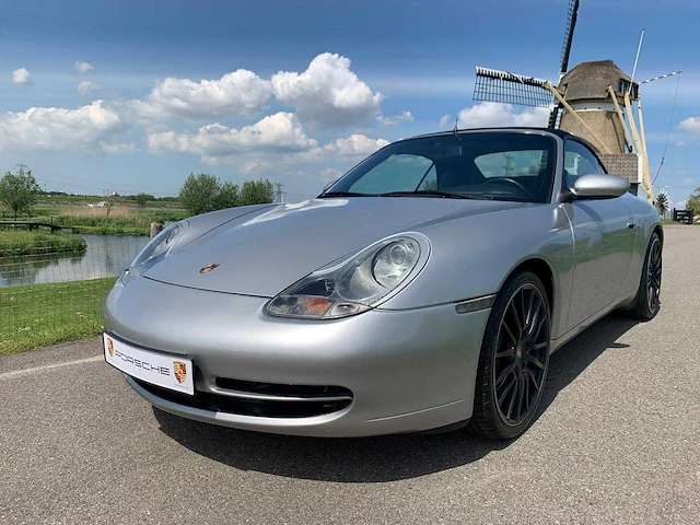 Porsche 911 cabrio 3.4 carrera 4 hardtop org. nl-auto nieuwstaat 5421 - afbeelding 12 van  42