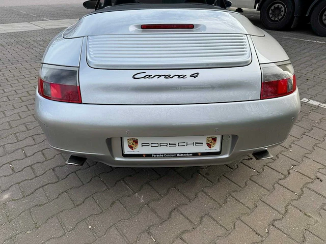 Porsche 911 cabrio 3.4 carrera 4 hardtop org. nl-auto nieuwstaat 5421 - afbeelding 31 van  42