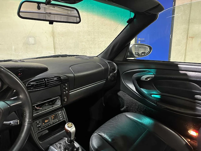 Porsche 911 cabrio 3.4 carrera 996 300pk 1999, tx-043-z youngtimer - afbeelding 14 van  35