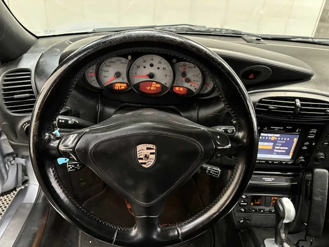 Porsche 911 cabrio youngtimer > 15 - 1999 - afbeelding 13 van  42