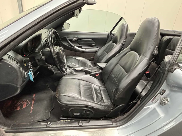 Porsche 911 cabrio youngtimer > 15 - 1999 - afbeelding 17 van  42