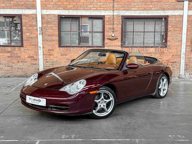 Porsche 911 cabriolet 996 carrera 3.6 320pk 2004 youngtimer - afbeelding 12 van  33